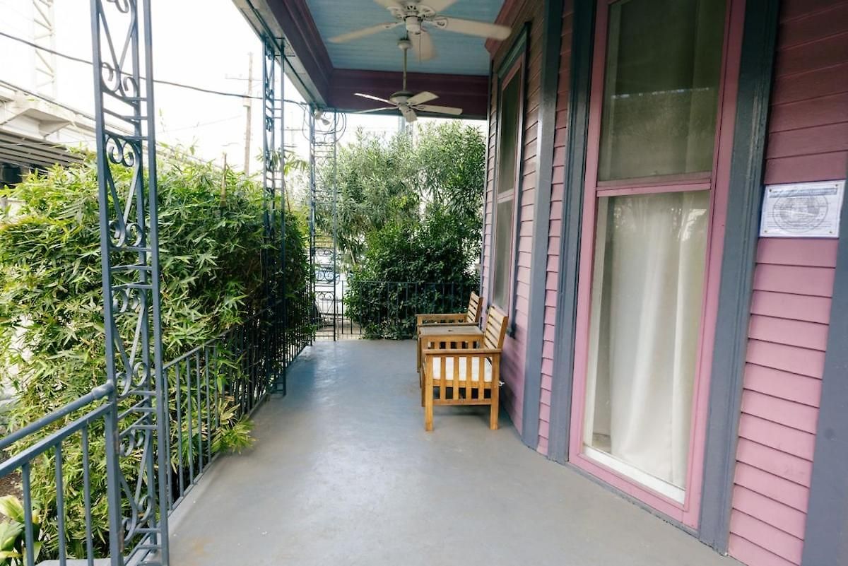 Apartment 5br Historic Claiborne W/ Pool & Courtyard — 6 Blocks To French Quarter