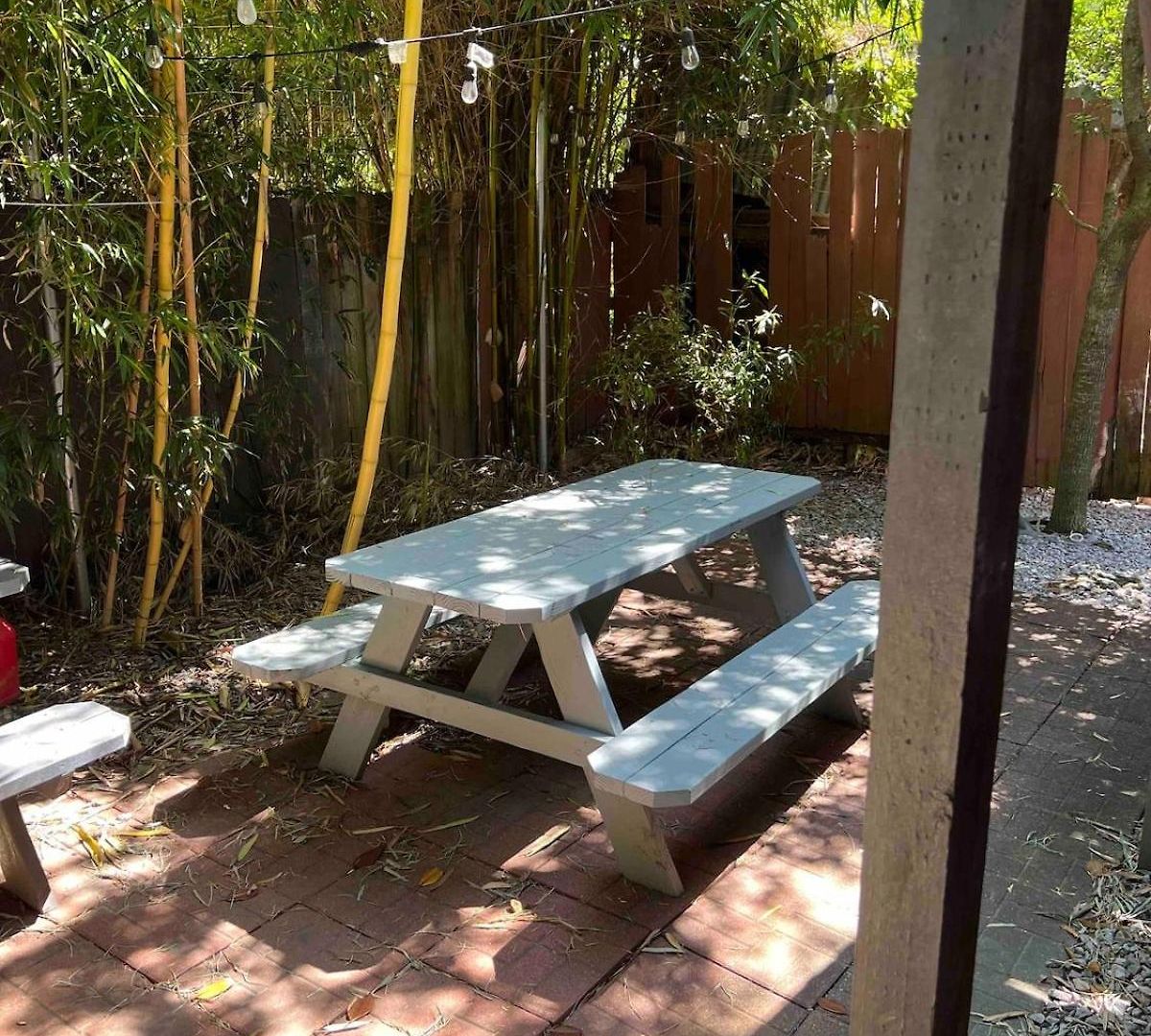 5br Historic Claiborne W/ Pool & Courtyard — 6 Blocks To French Quarter