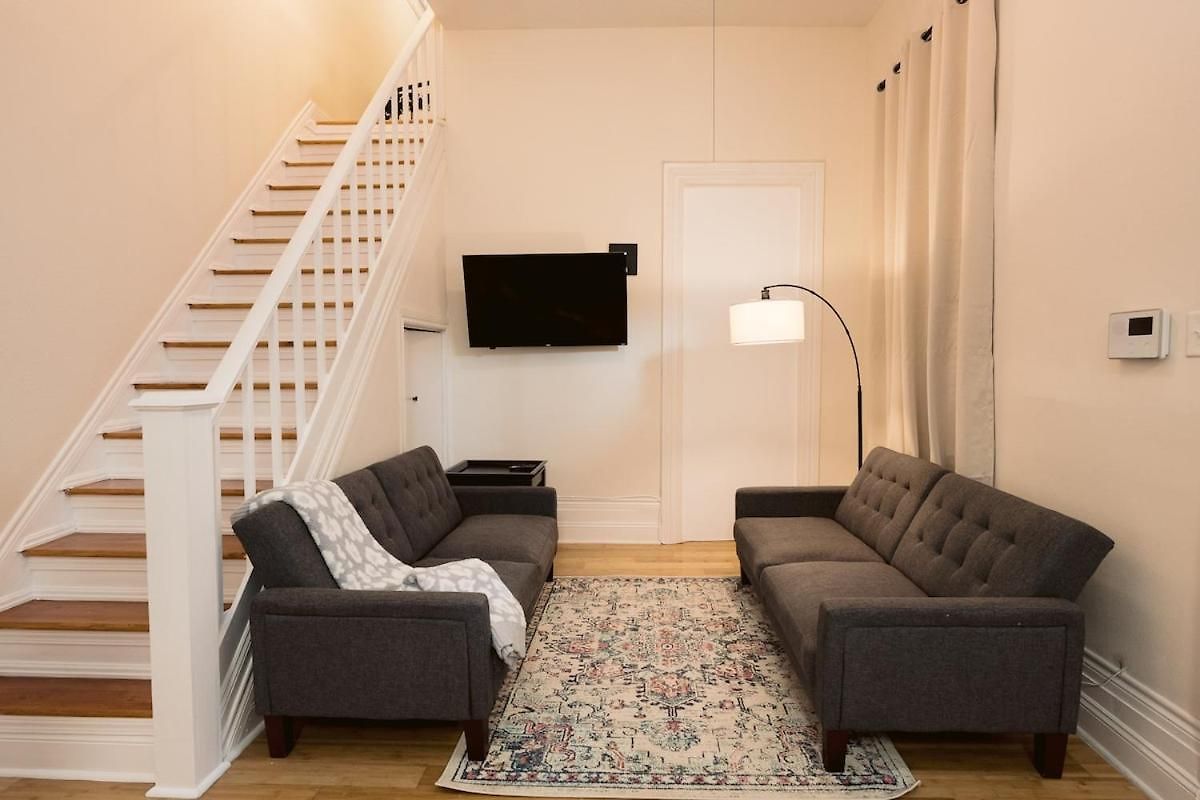 Monthly - Dumaine Historic Gem - Front House 1bed Holiday home New Orleans