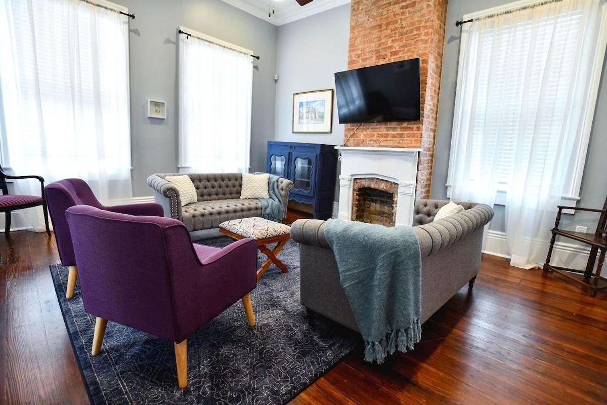 Bed & Breakfast Villere Historic - Bookable Only By