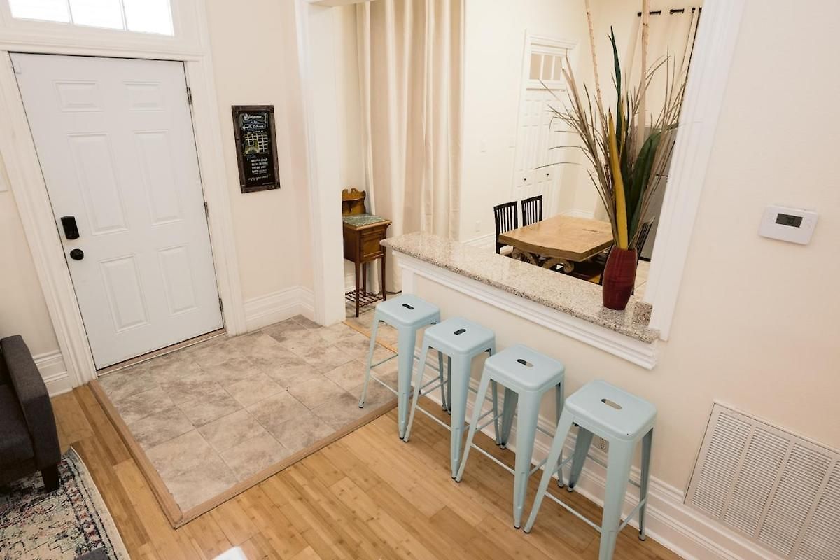 Monthly - Dumaine Historic Gem - Front House 1bed * New Orleans