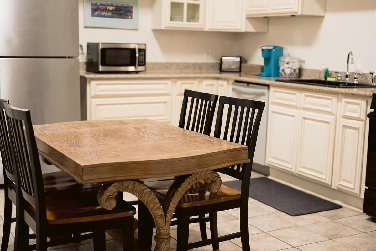 Monthly - Dumaine Historic Gem - Front House 1bed Holiday home