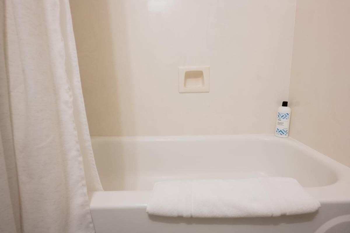 Holiday home Monthly - Dumaine Historic Gem - Front House 1bed New Orleans