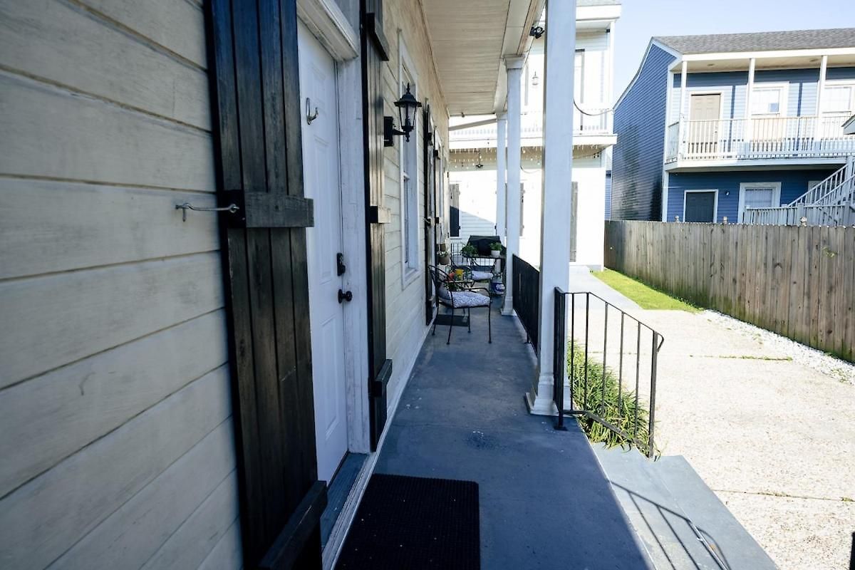 Monthly - Dumaine Historic Gem - Front House 1bed Holiday home