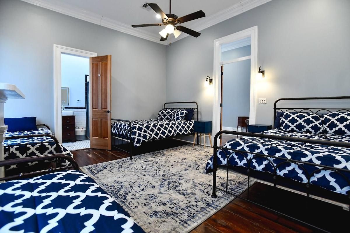 Villere Historic - Bookable Only By Bed & Breakfast