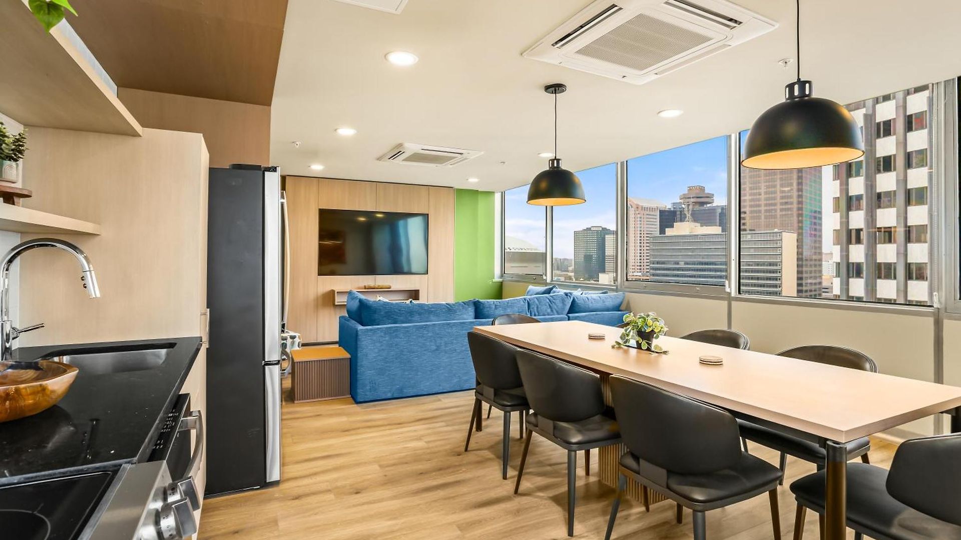 Aparthotel Vcay 5br 5ba Group Near Superdome 4*