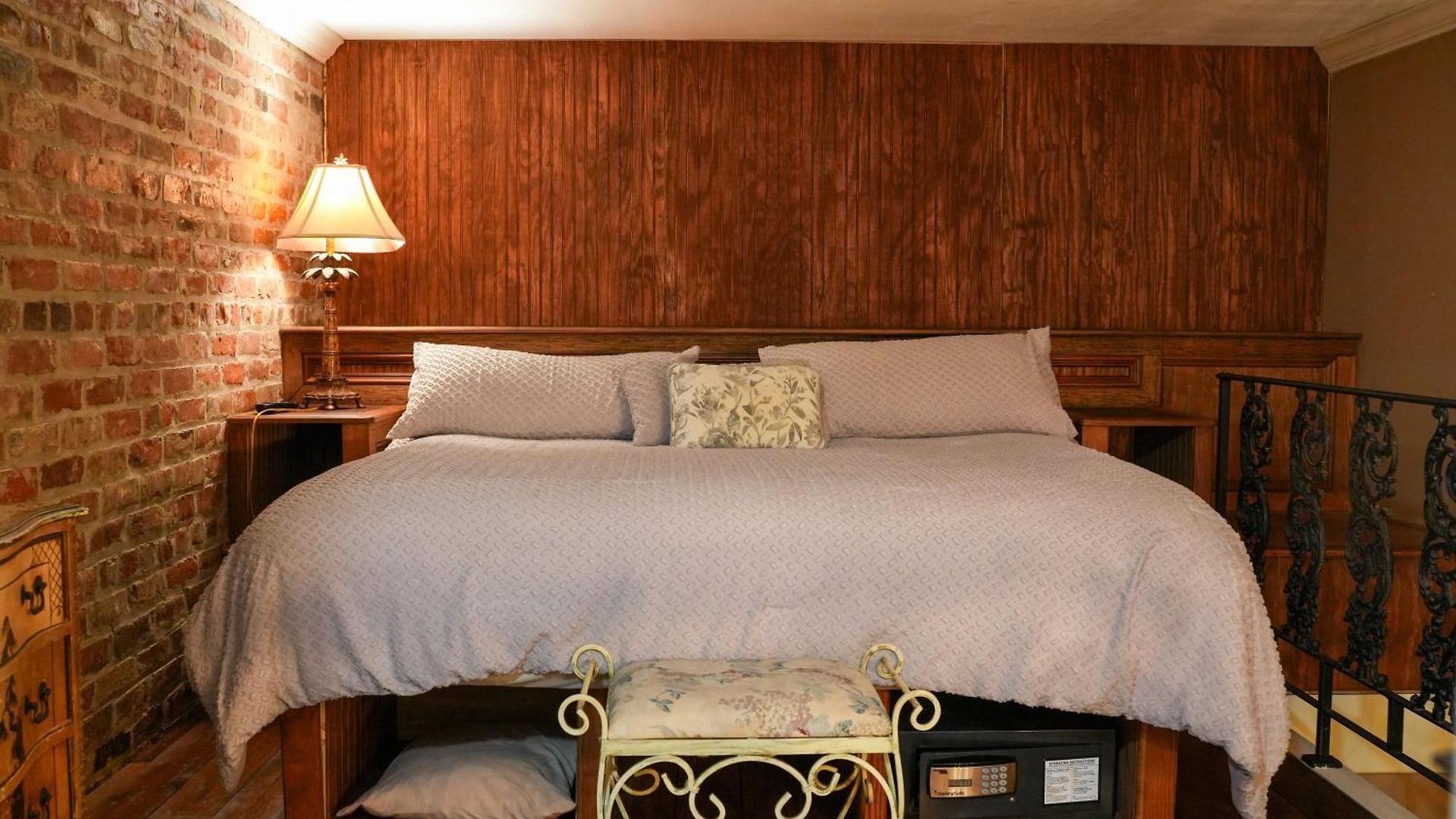 The Olivier House Hotel