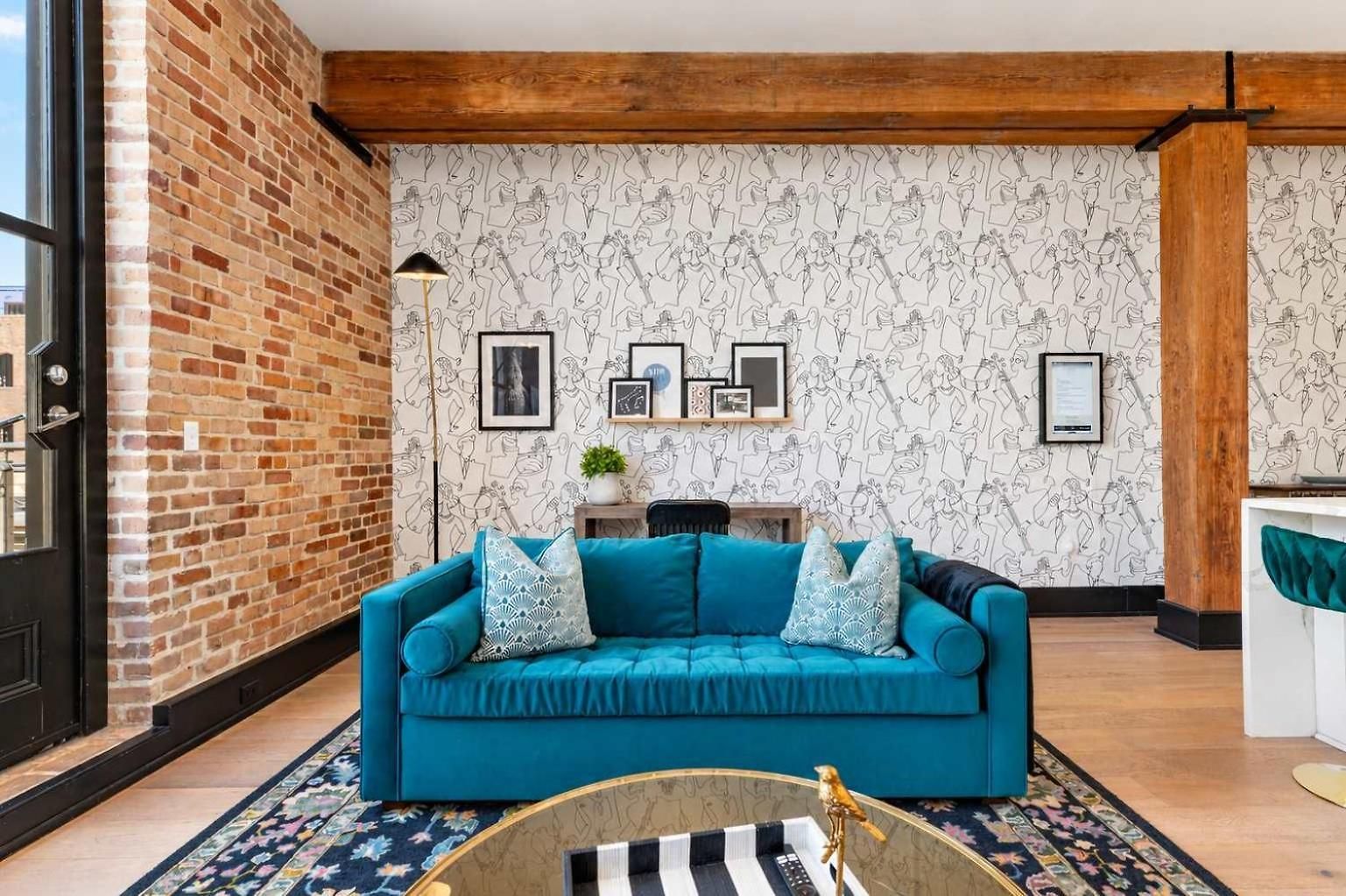 King & Private Terrace Walk Everywhere New Orleans