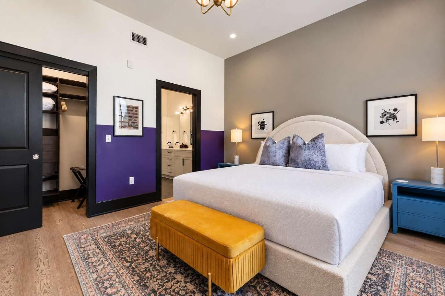 Hotel Luxury Rooftop Pool Walk-french Qtr