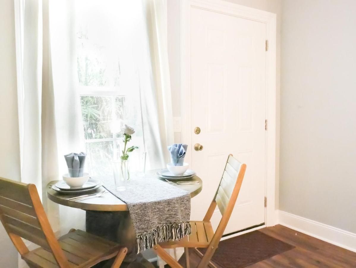 Charming St Ann Studio, Steps To Fq Holiday home