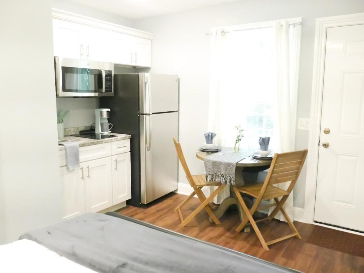 Charming St Ann Studio, Steps To Fq Holiday home *