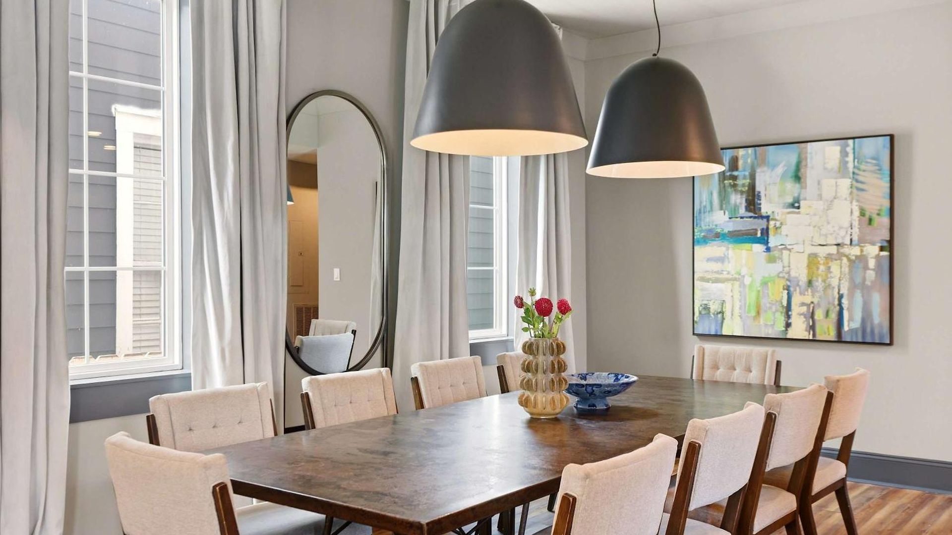 Luxe Sunlit Heated Pool & Near Cbd Holiday home