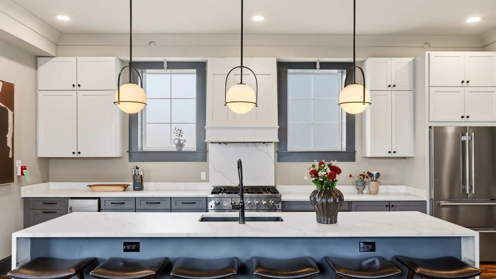 Luxe Sunlit Heated Pool & Near Cbd Holiday home New Orleans