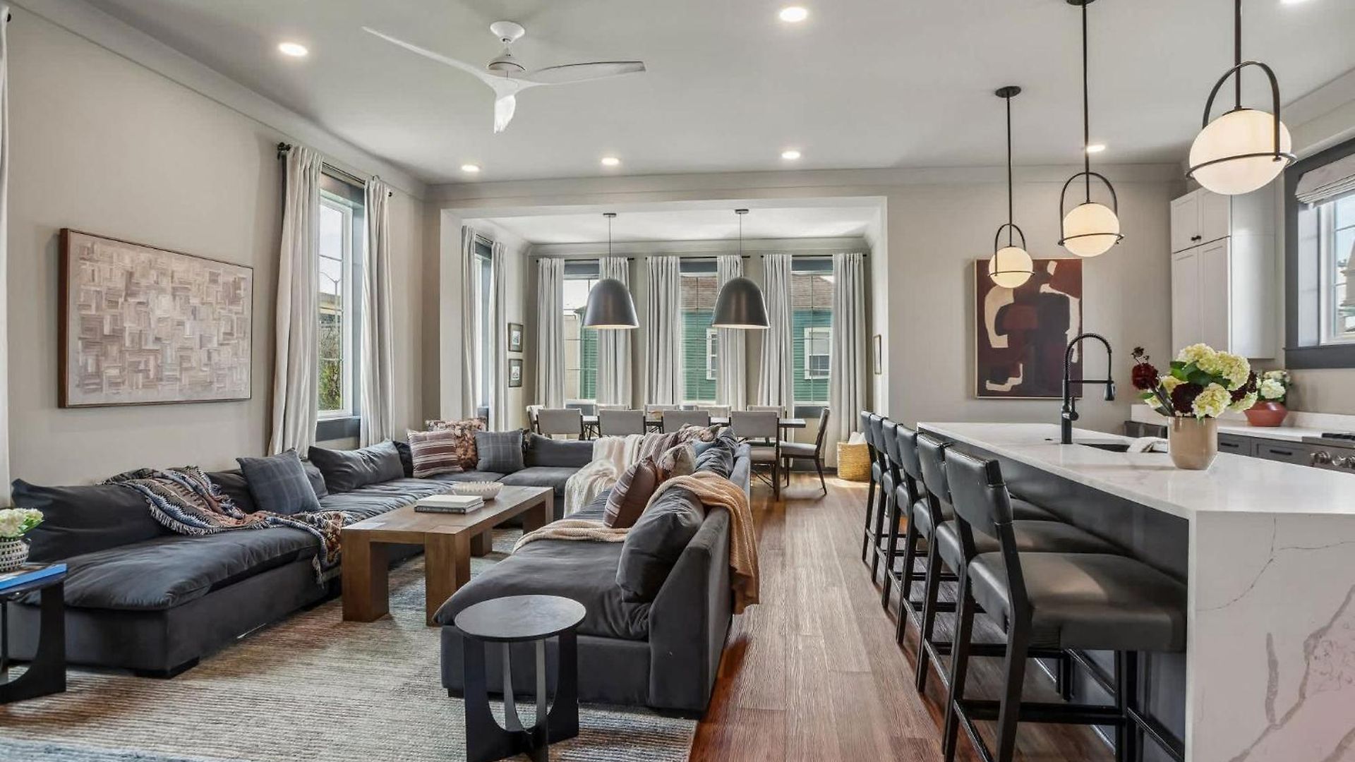 Holiday home 2 Unit Combo 12br Near French Quarter New Orleans