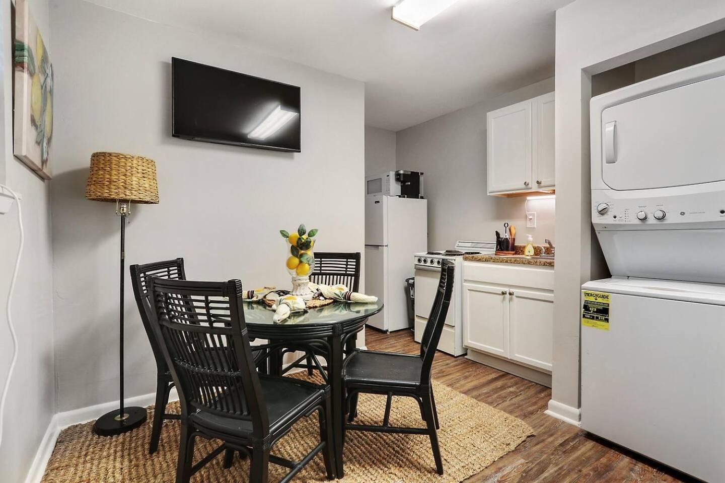 Serenity's Sanctuary 1br Near Bourbon & Frenchmen St Apartment New Orleans