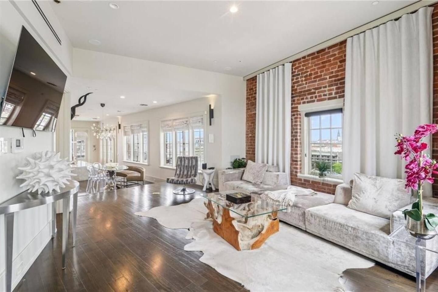 Penthouse 2bedrooms And Living Apartment New Orleans