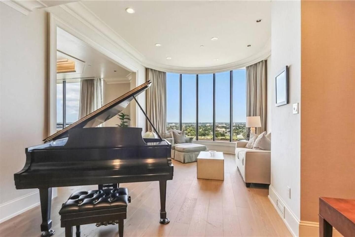 Apartment Penthouse Living Panoramic Views