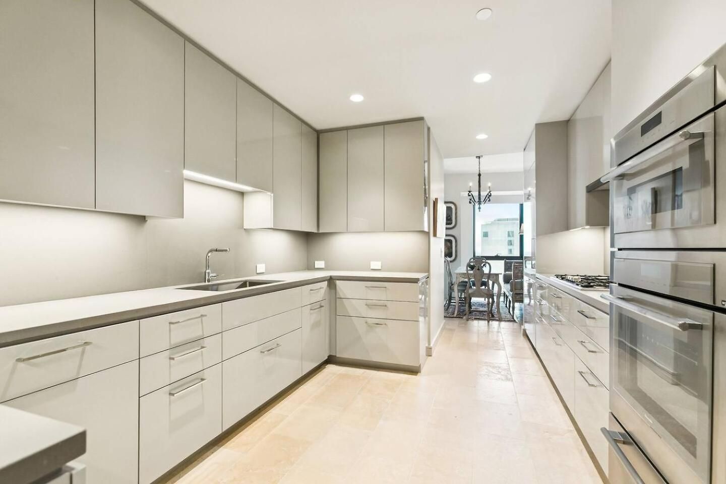 Apartment Waterfront Modern New Orleans