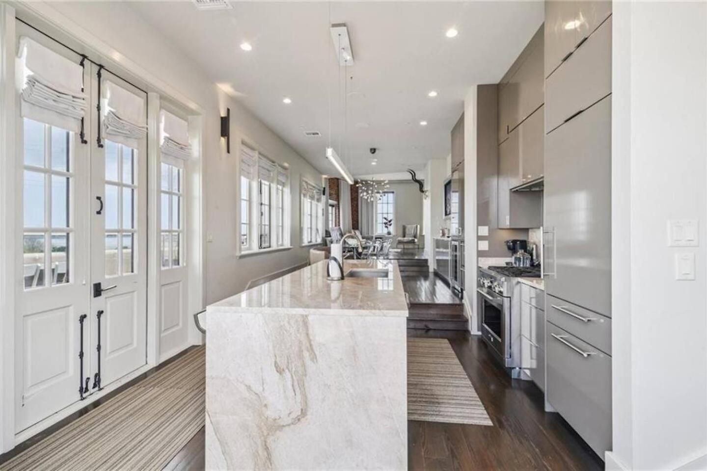 Penthouse 2bedrooms And Living New Orleans