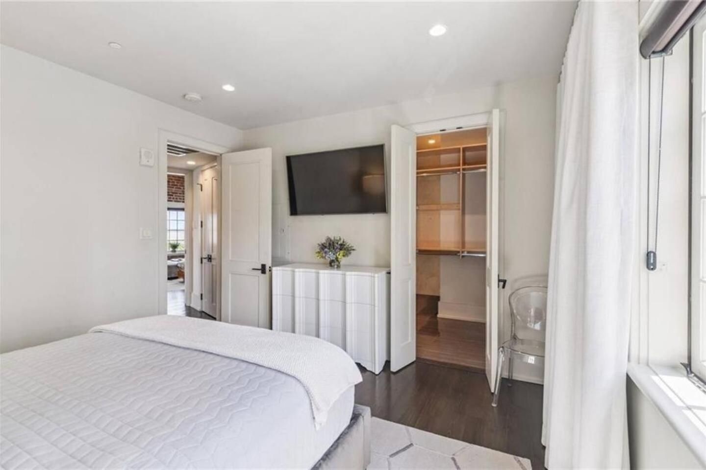 Apartment Penthouse 2bedrooms And Living *