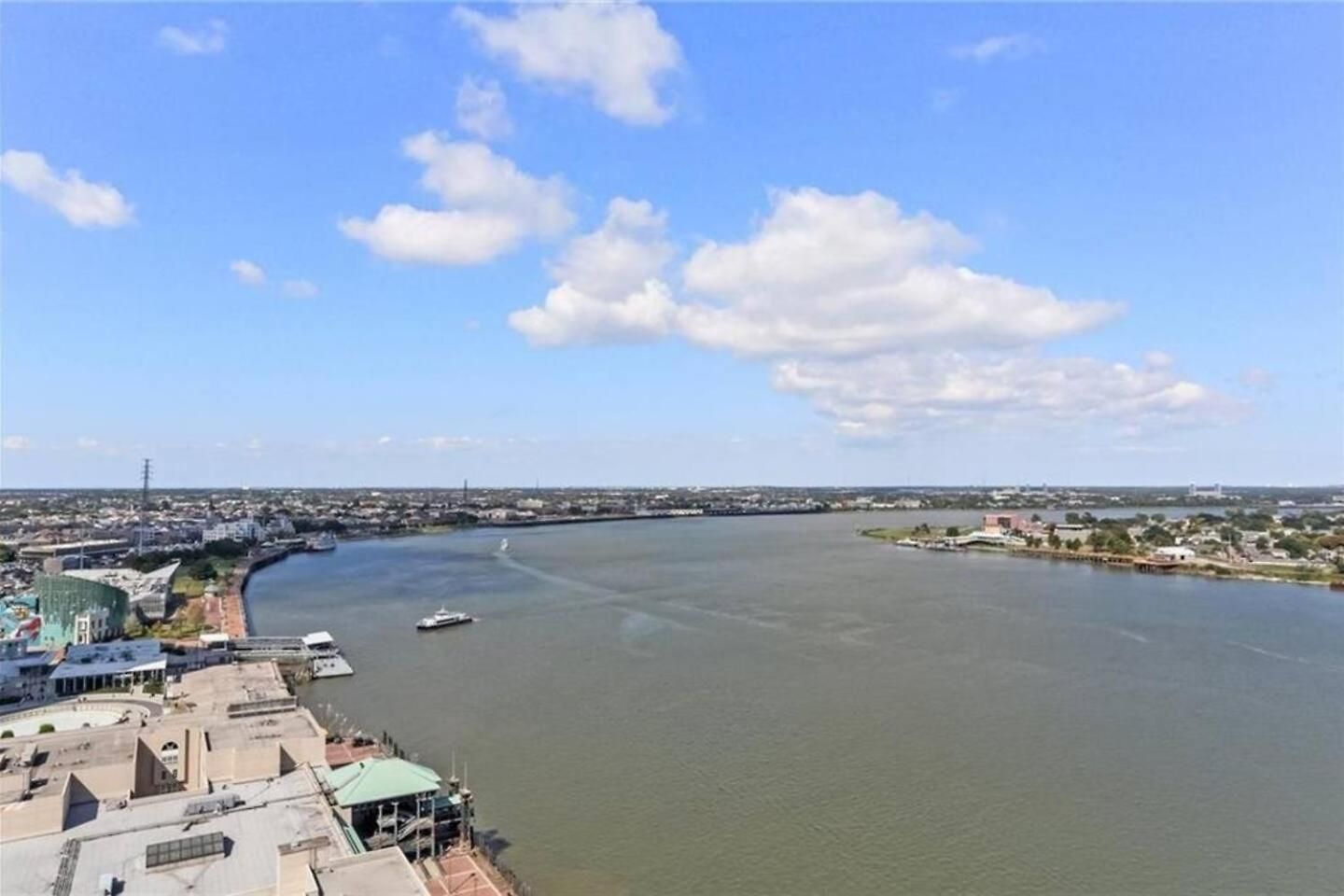 Penthouse Living Panoramic Views Apartment New Orleans