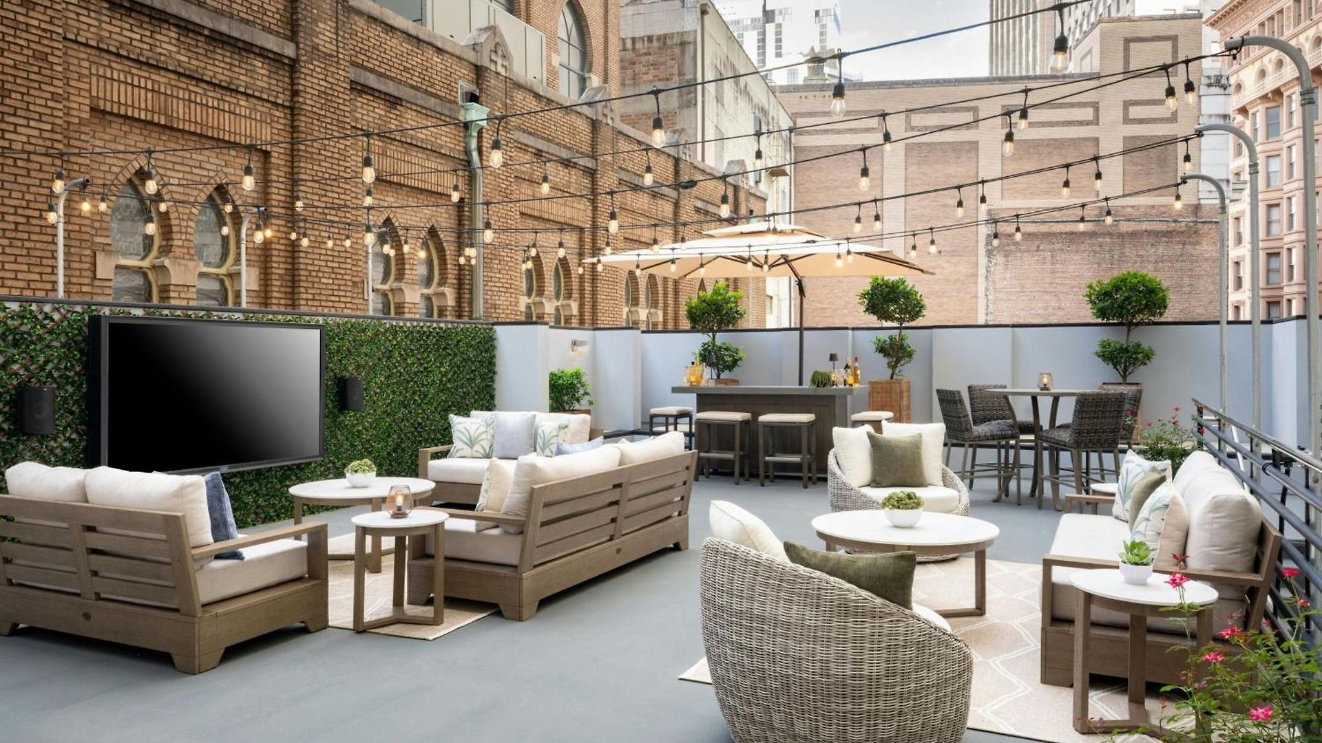 Renaissance Pere Marquette French Quarter Area Hotel New Orleans