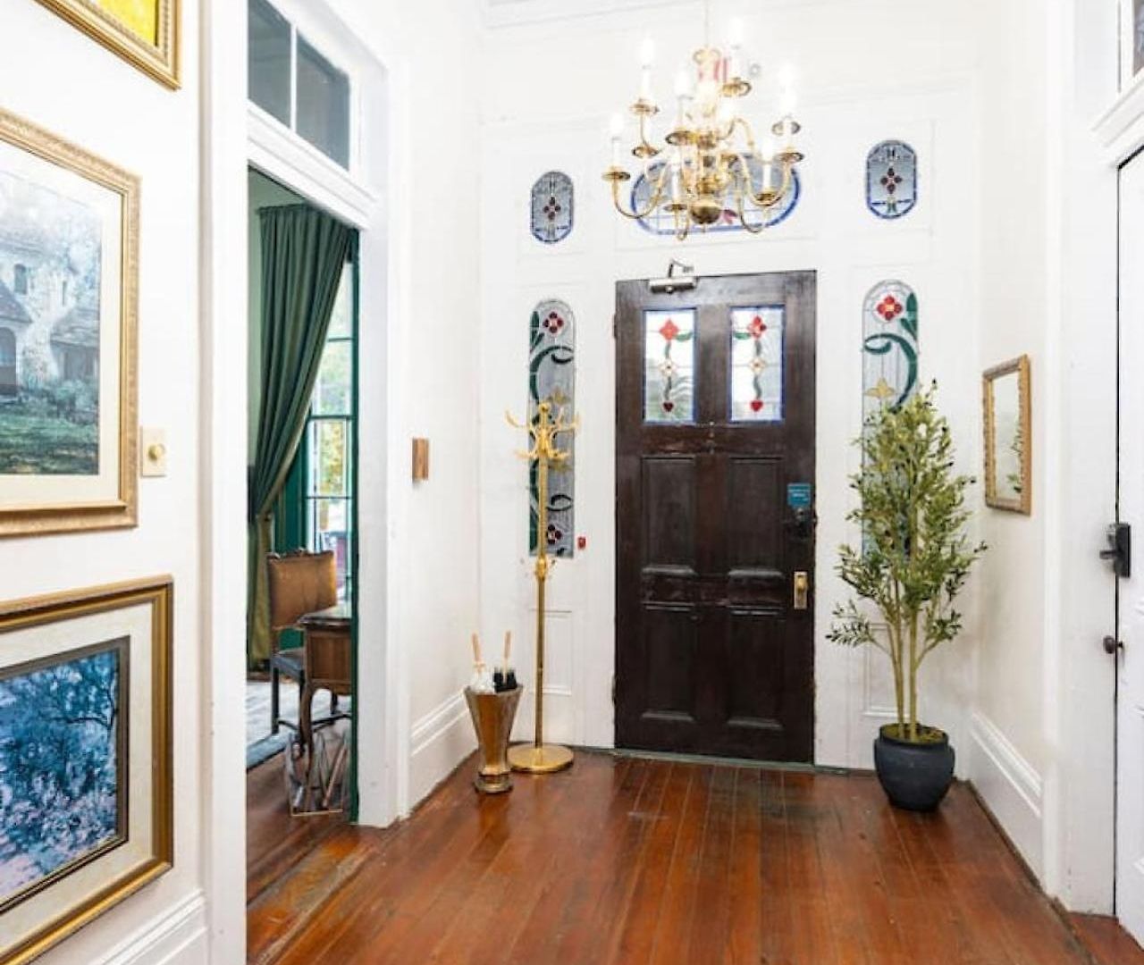 The Mansion On Royal Hotel 3*