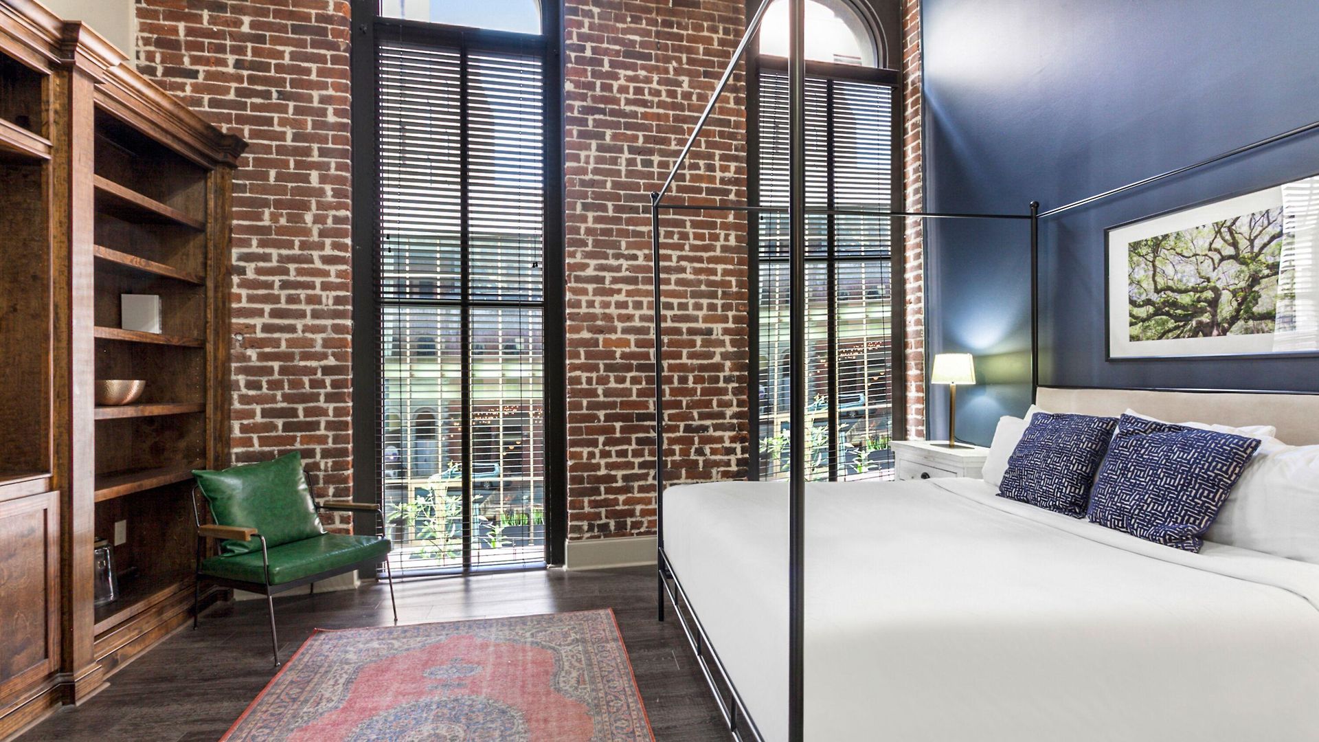 Chuck's Place Aparthotel New Orleans