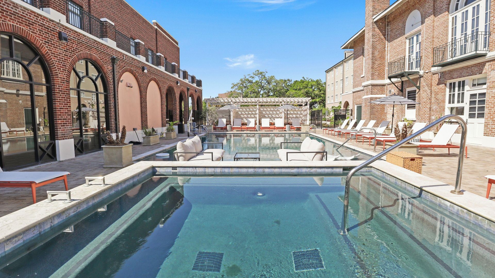 Aparthotel Bywater 3*