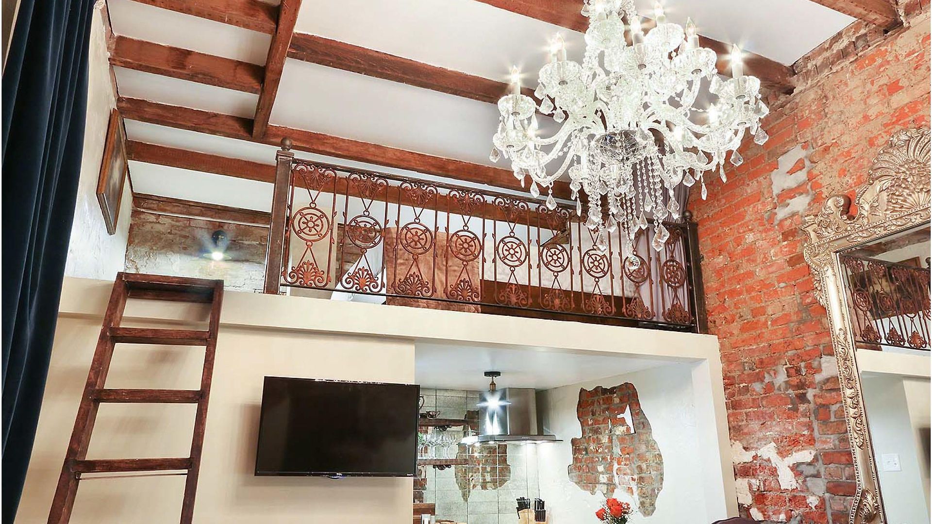 Hotel French Quarter Mansion 4*