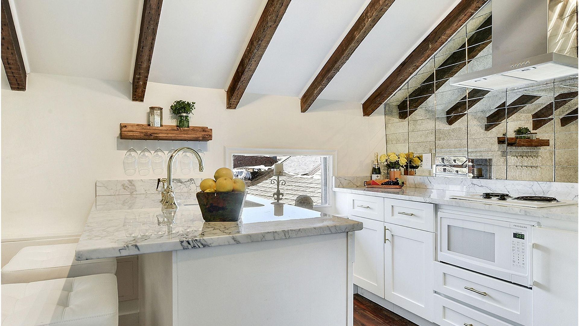 French Quarter Mansion 4*