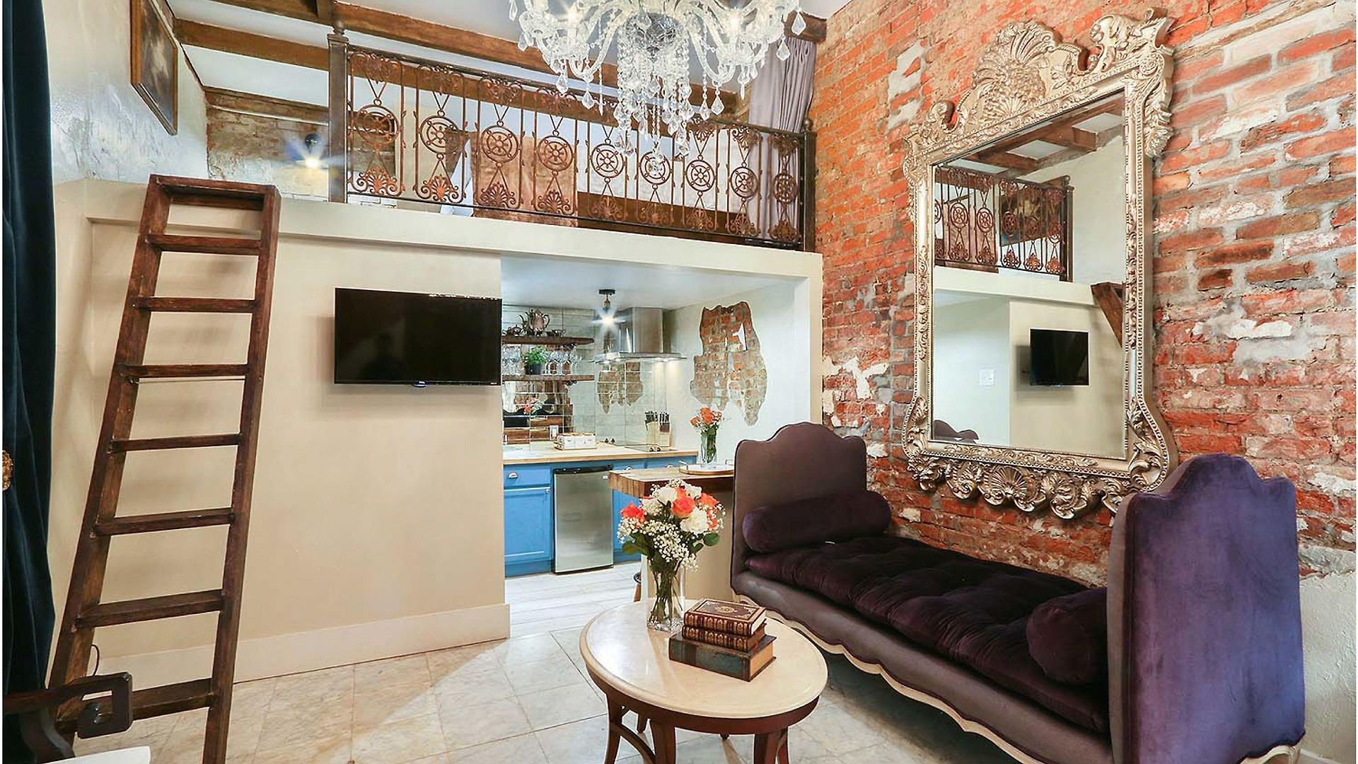 French Quarter Mansion Hotel