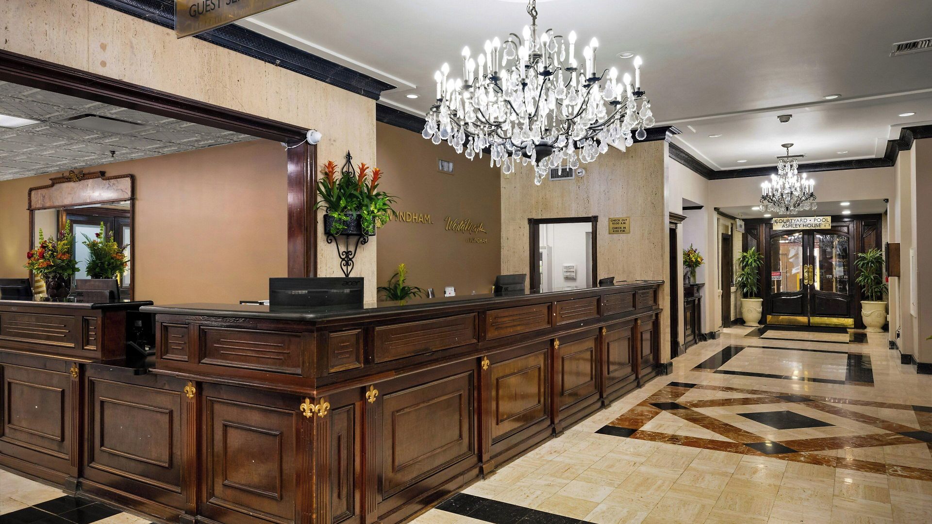 Club Wyndham Avenue Plaza Resort
