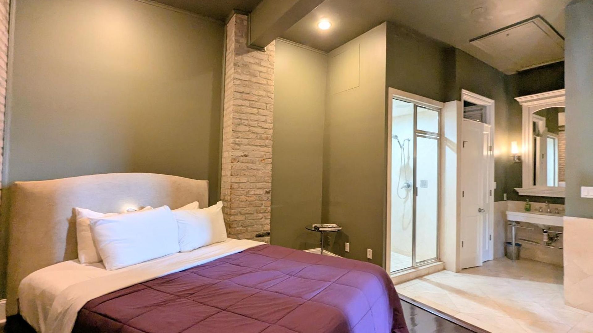 Mangosteen Apartment New Orleans