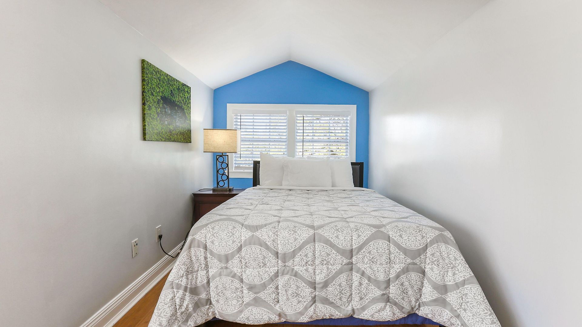 Comfortable Rooms Near All Nola Hot Spots Apartment *