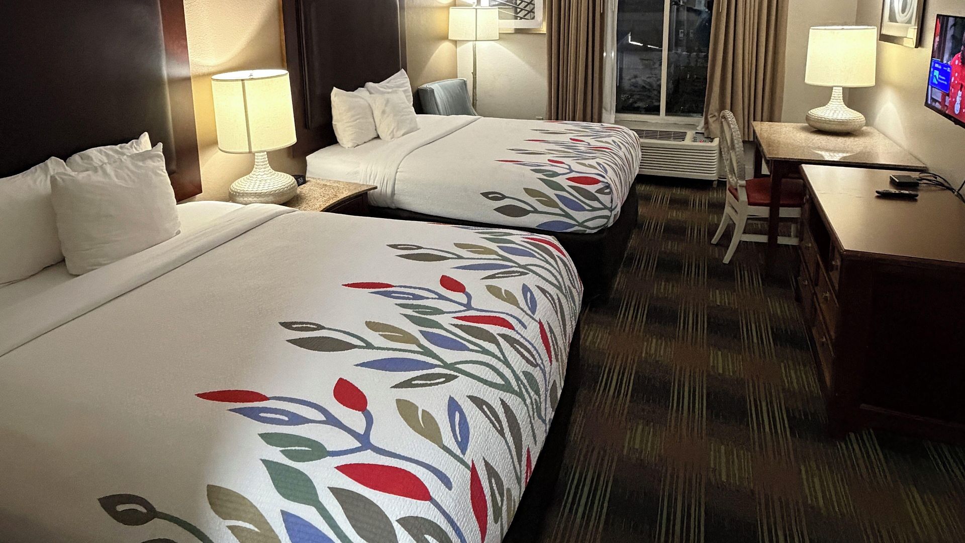 Trident & Hotel 3*
