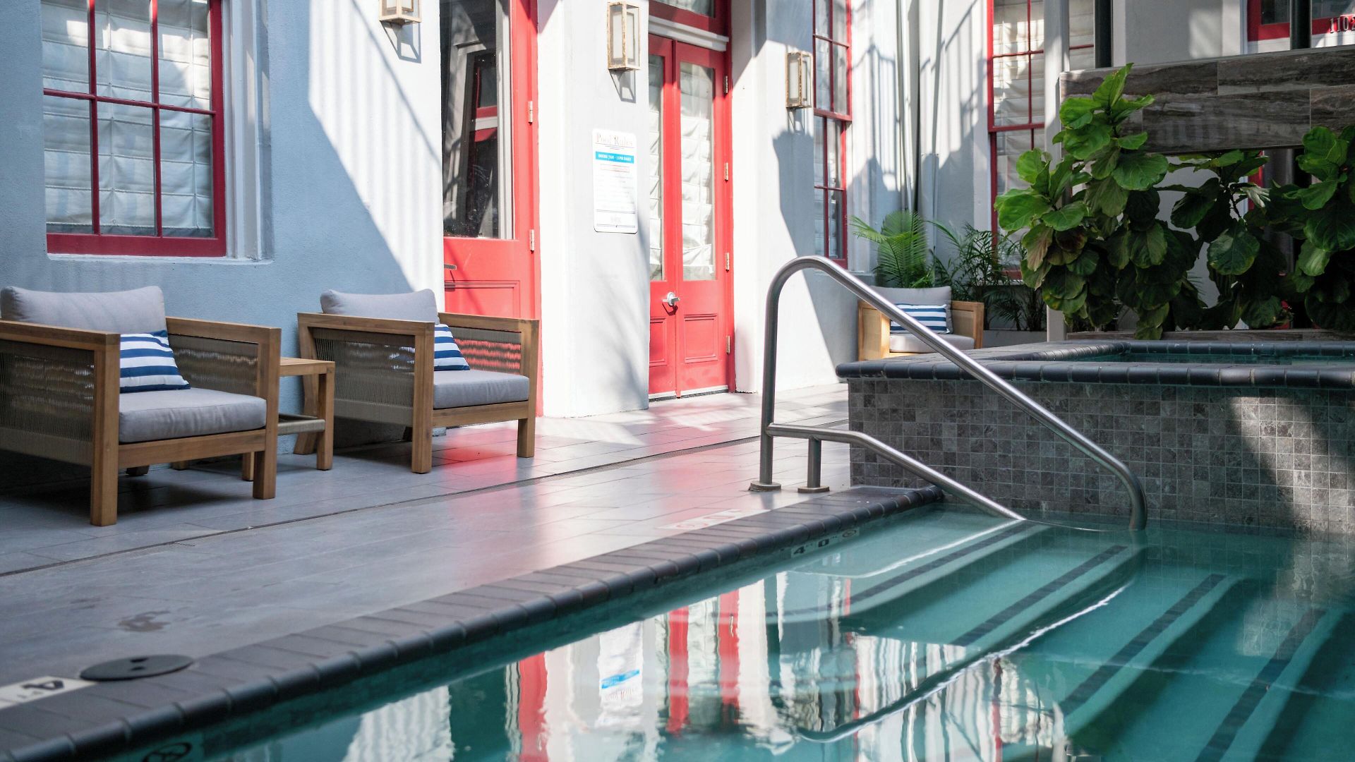 The Natchez Aparthotel