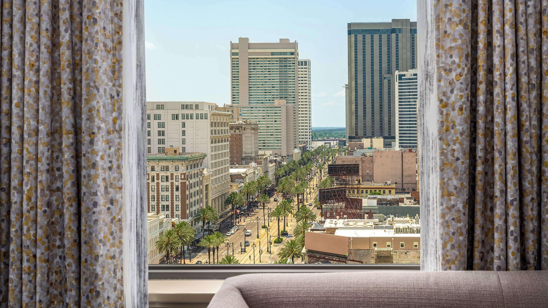 Hotel Hampton & Canal St. French Quarter New Orleans