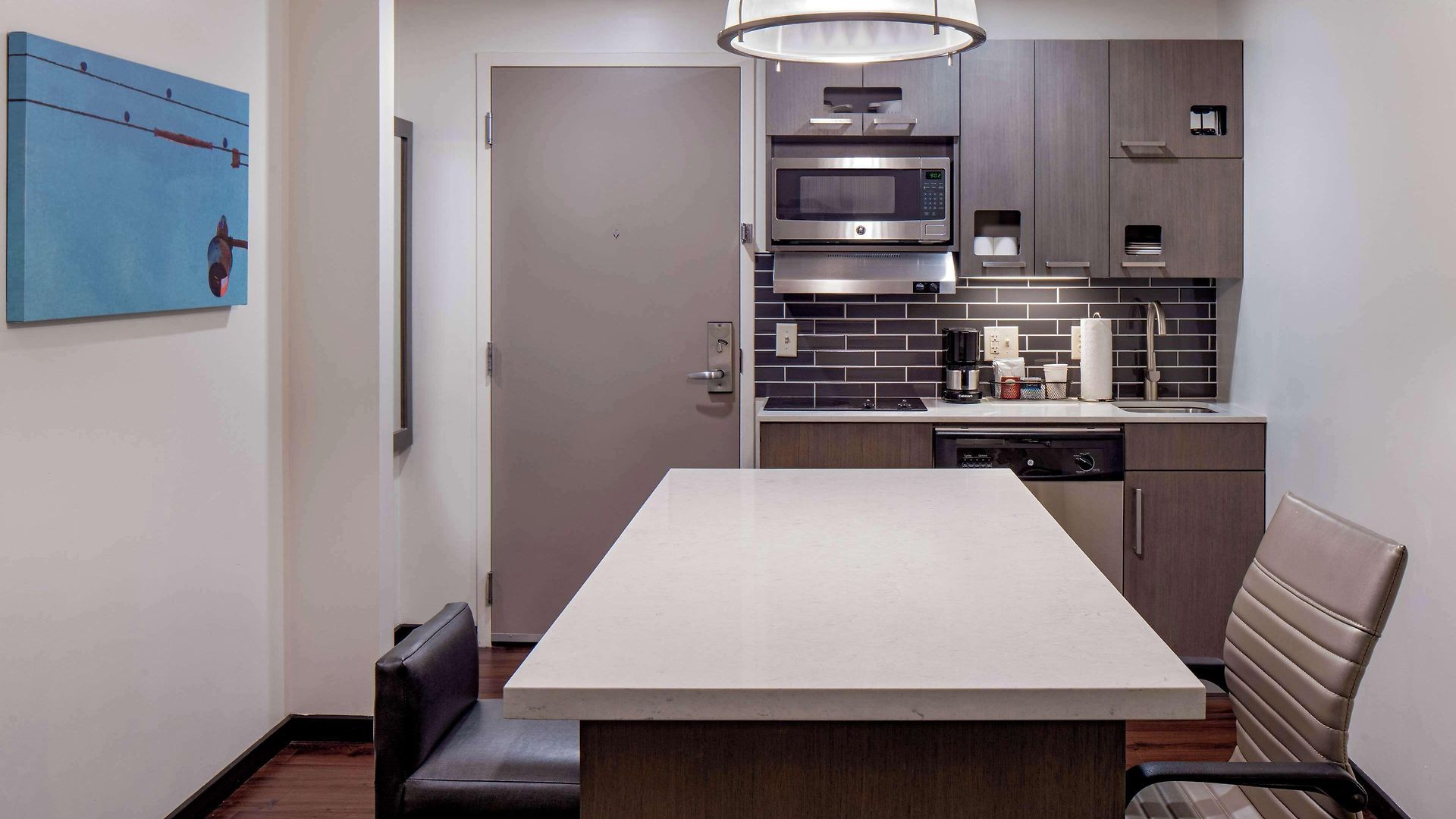 Hyatt House Downtown 3*