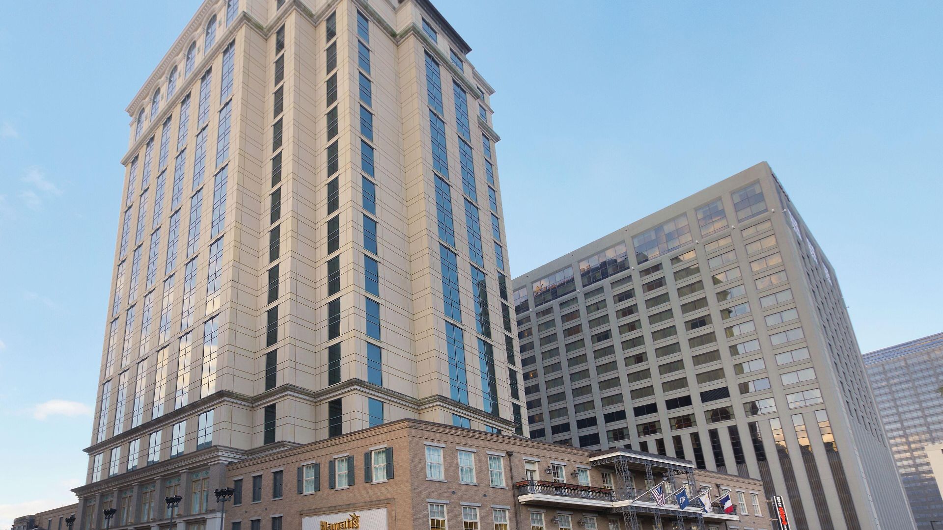 Hotel Harrah's & Casino - A Caesars Rewards Destination