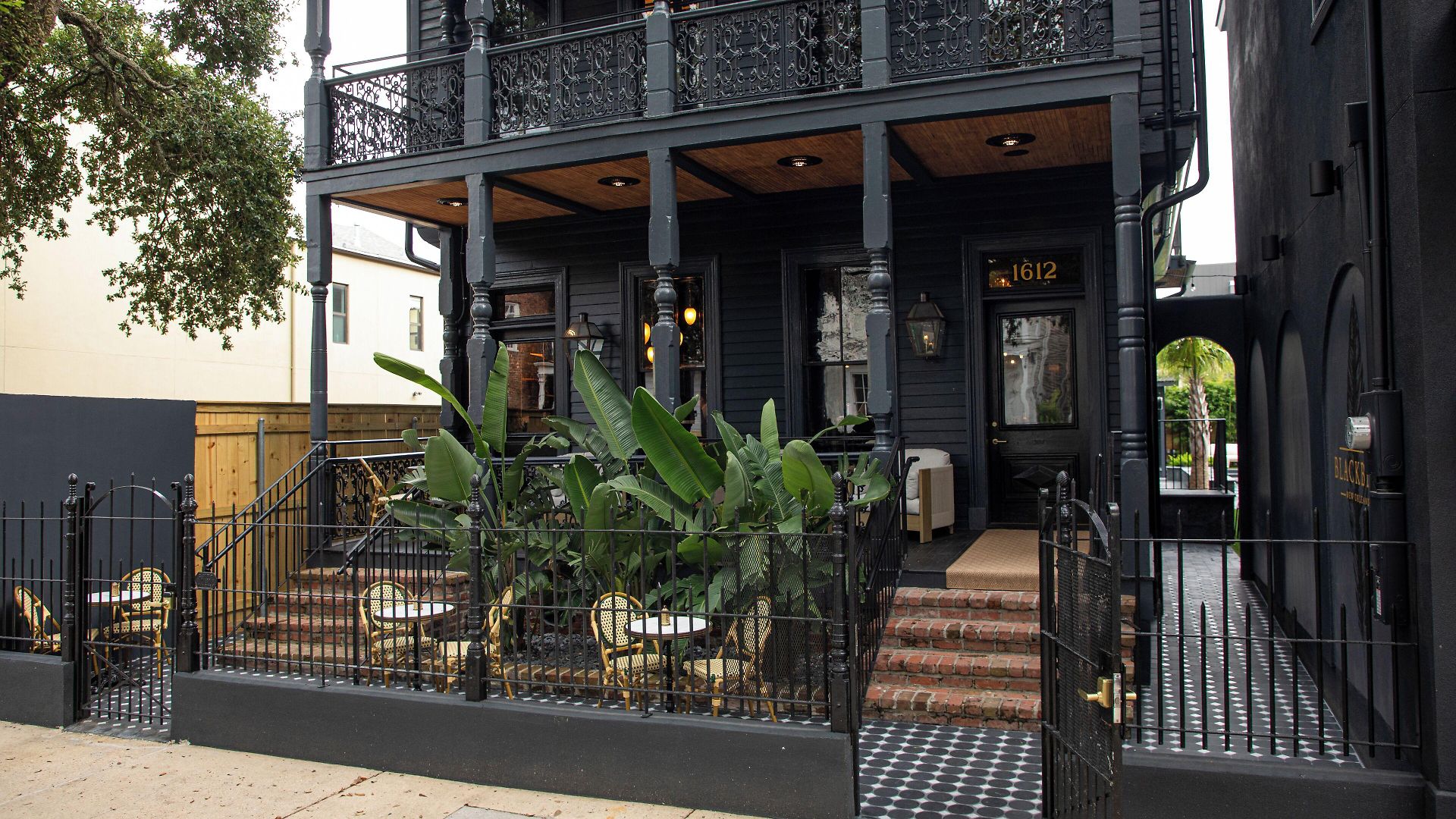 The Prytania Oaks