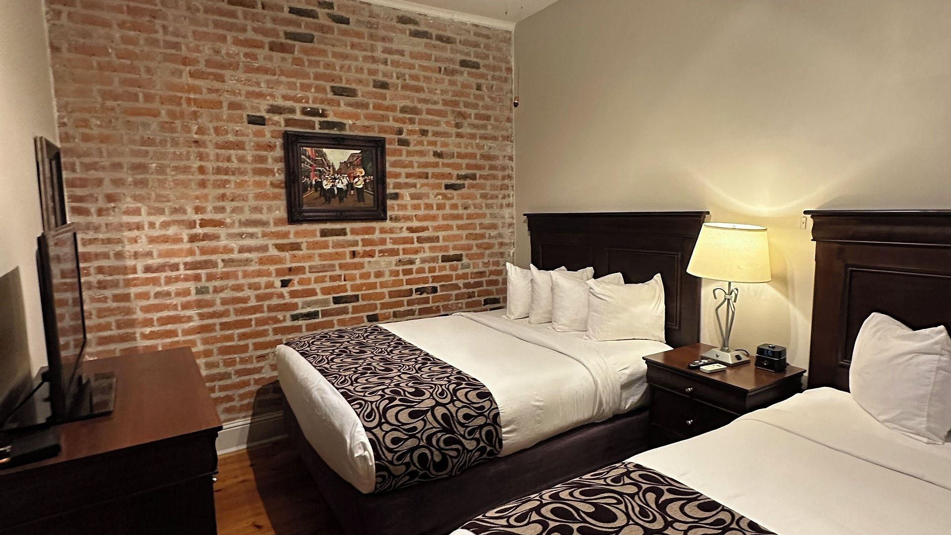 On St. Peter, A French Quarter Inn New Orleans
