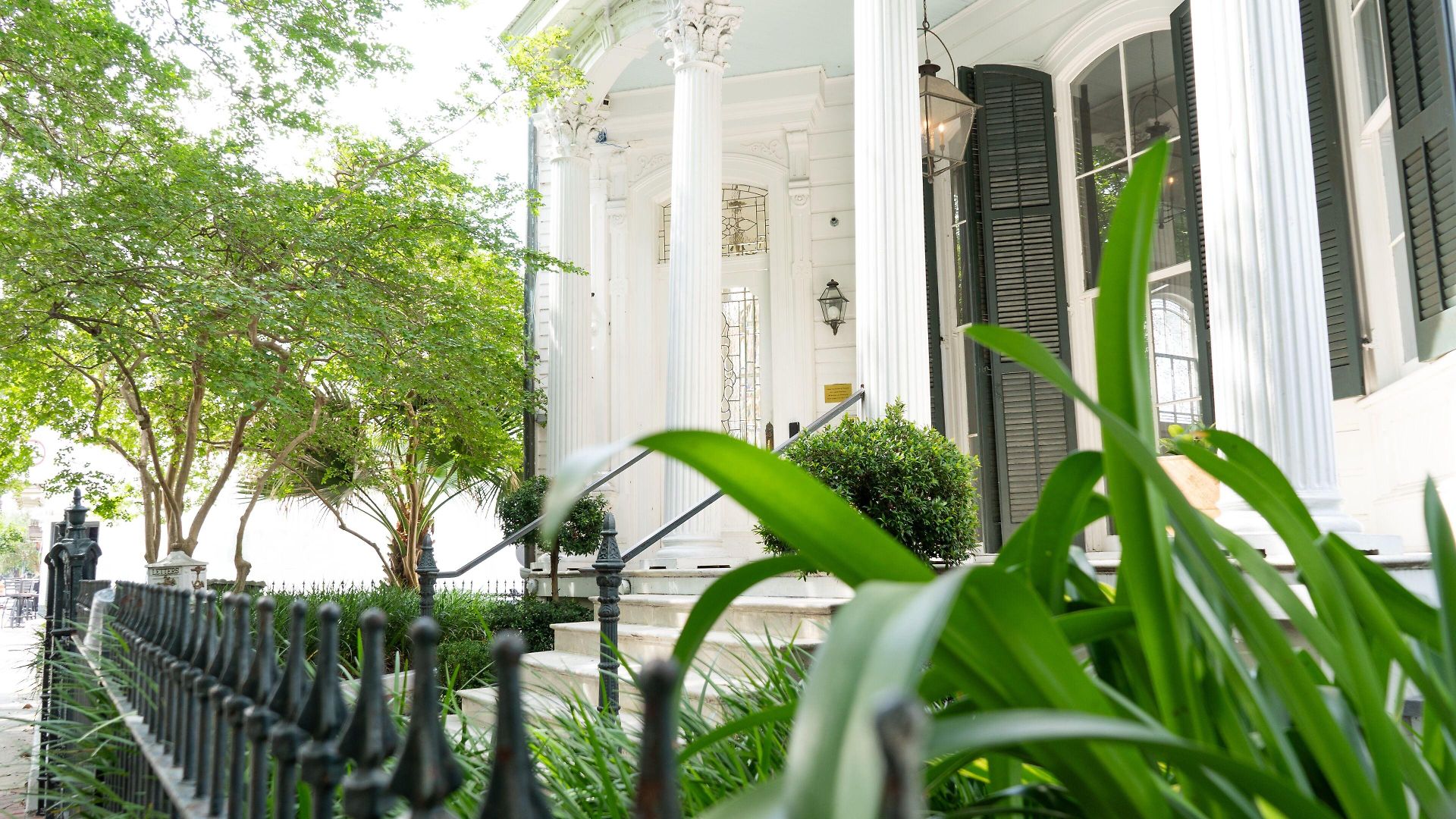 Melrose Mansion New Orleans