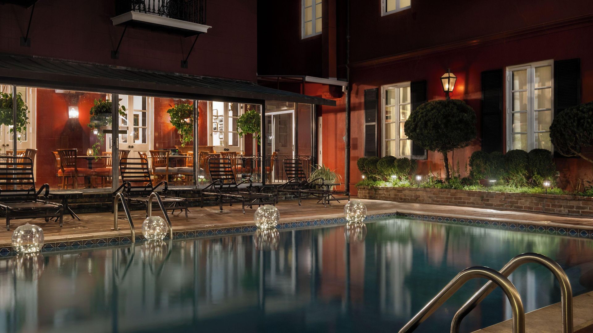 Le Richelieu In The French Quarter