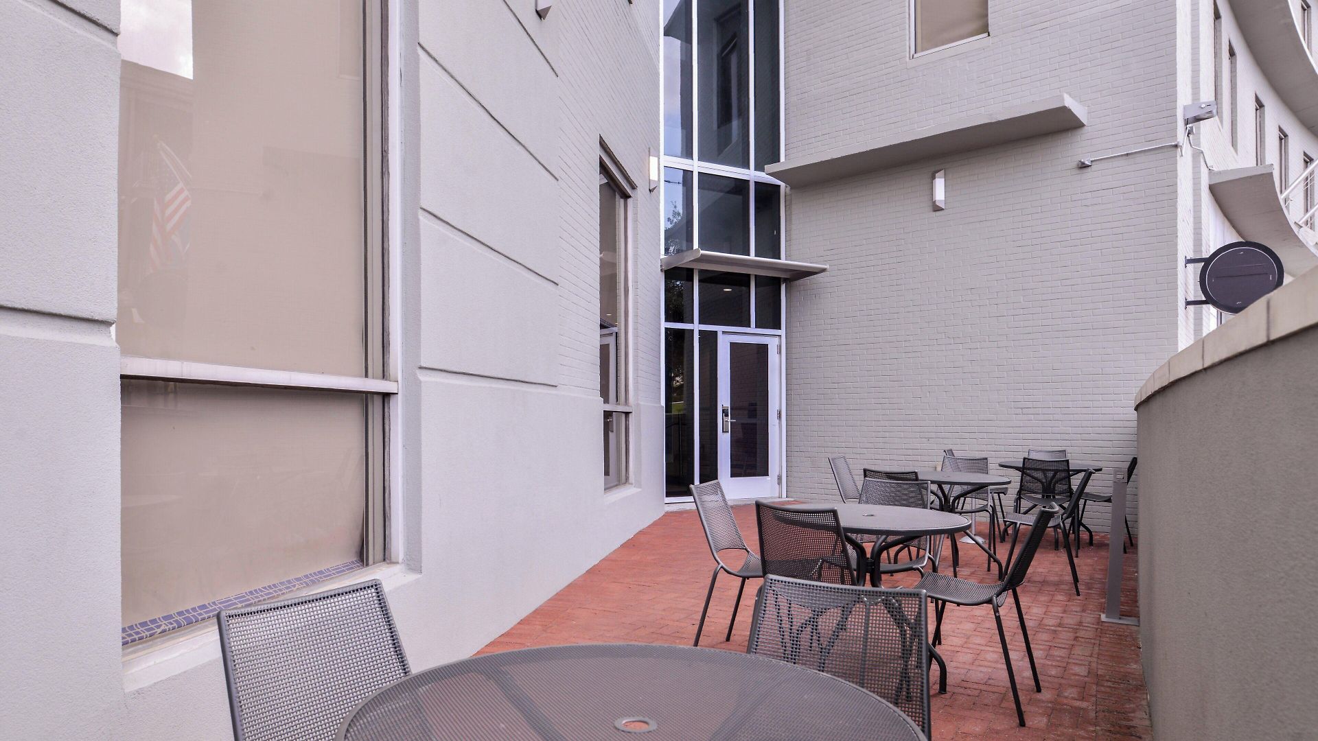 Hotel Express - Arts District By Ihg 3*