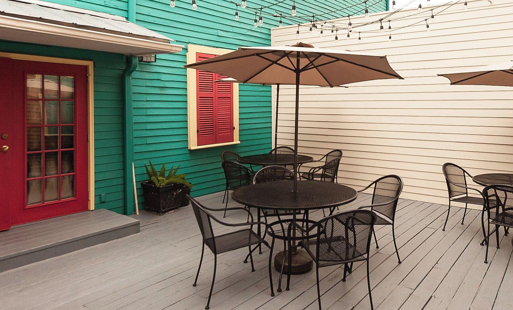 The Carriage House On St Charles