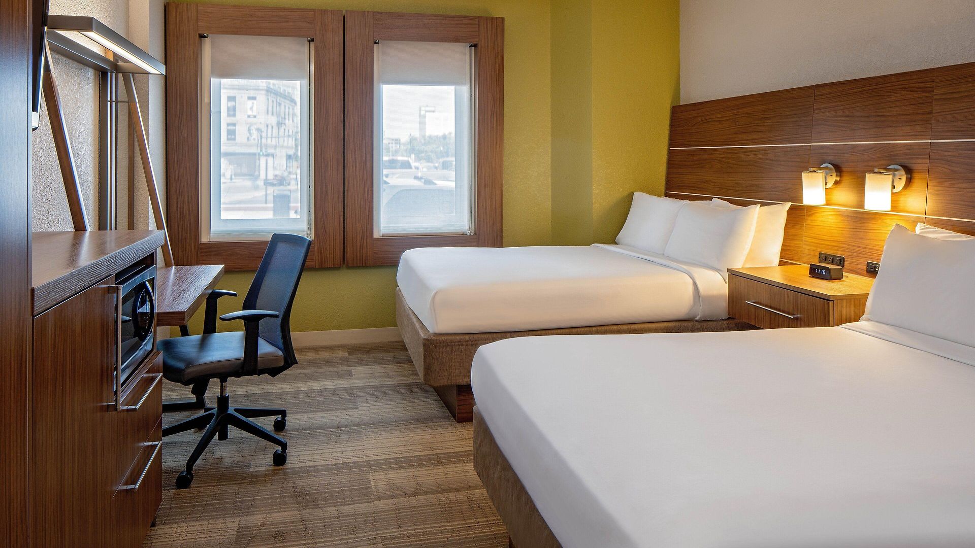 Hotel Express Downtown By Ihg