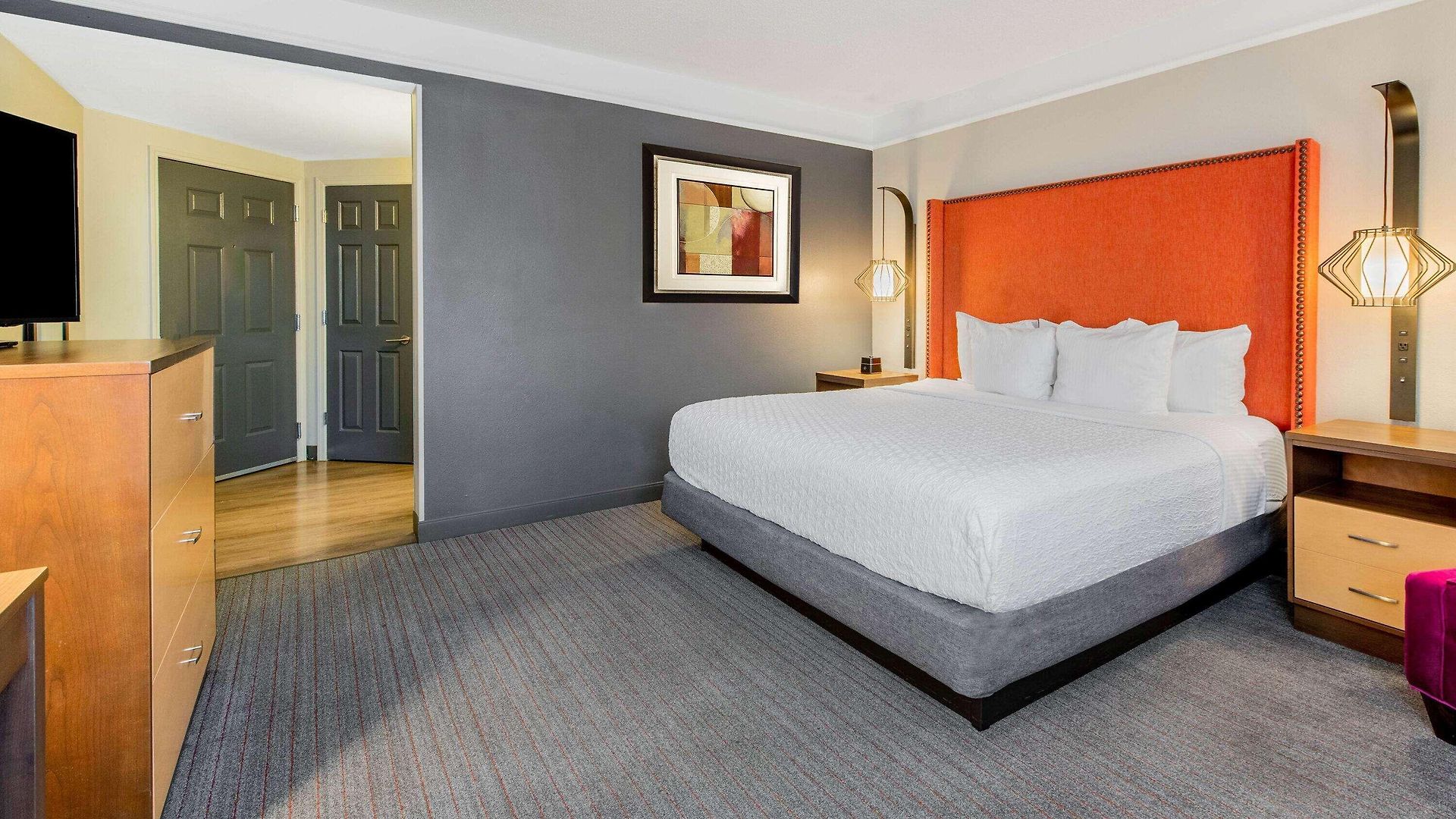 Hotel La Quinta & By Wyndham Downtown 3*