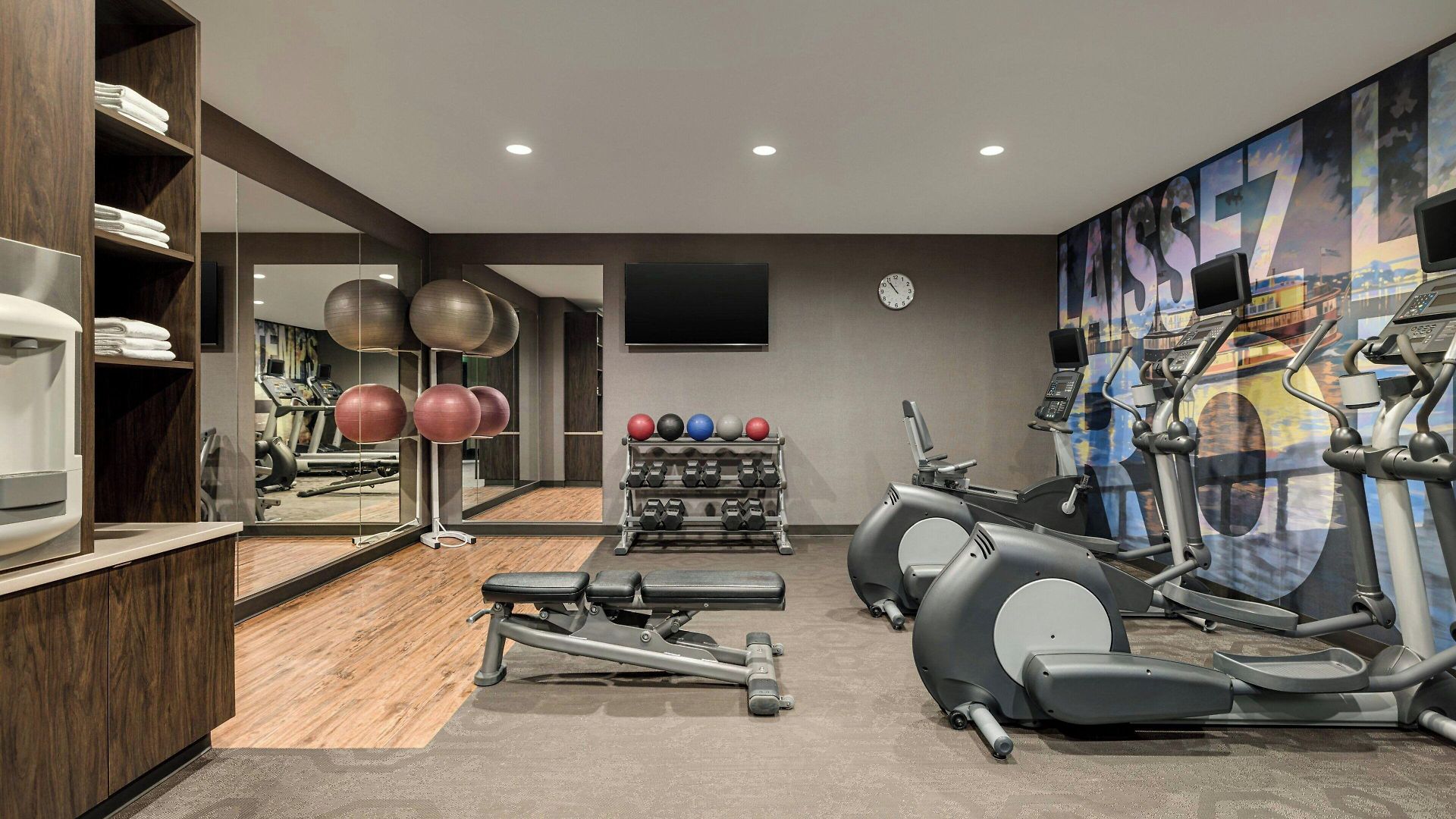 Fairfield By Marriott & Downtown French Quarter Area New Orleans