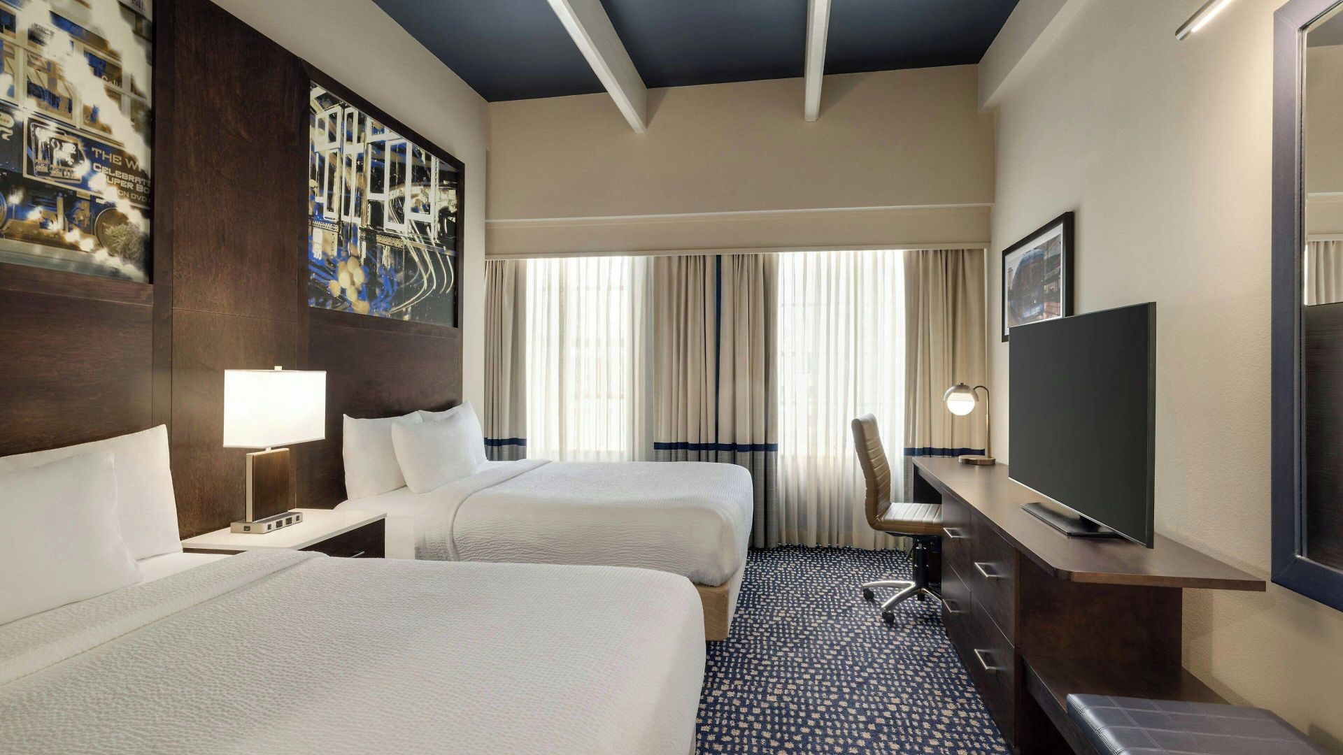 Hotel Fairfield By Marriott & Downtown French Quarter Area 3*